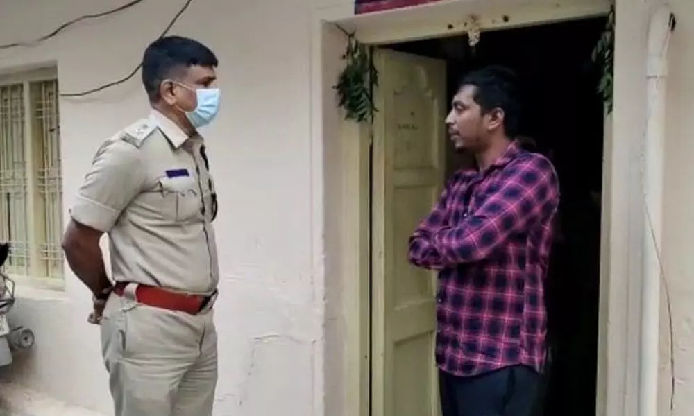 Police raid houses of rowdies in Bengaluru