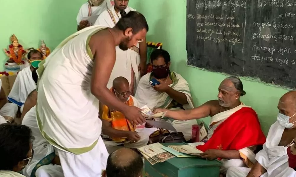 70 students take Vedic exams