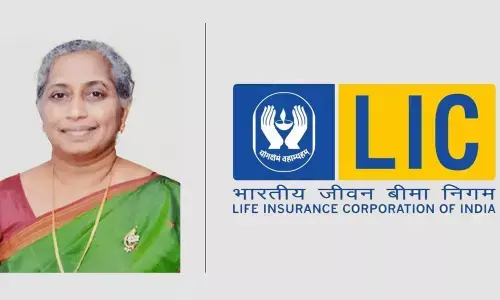Mini Ipe takes charge as MD of LIC