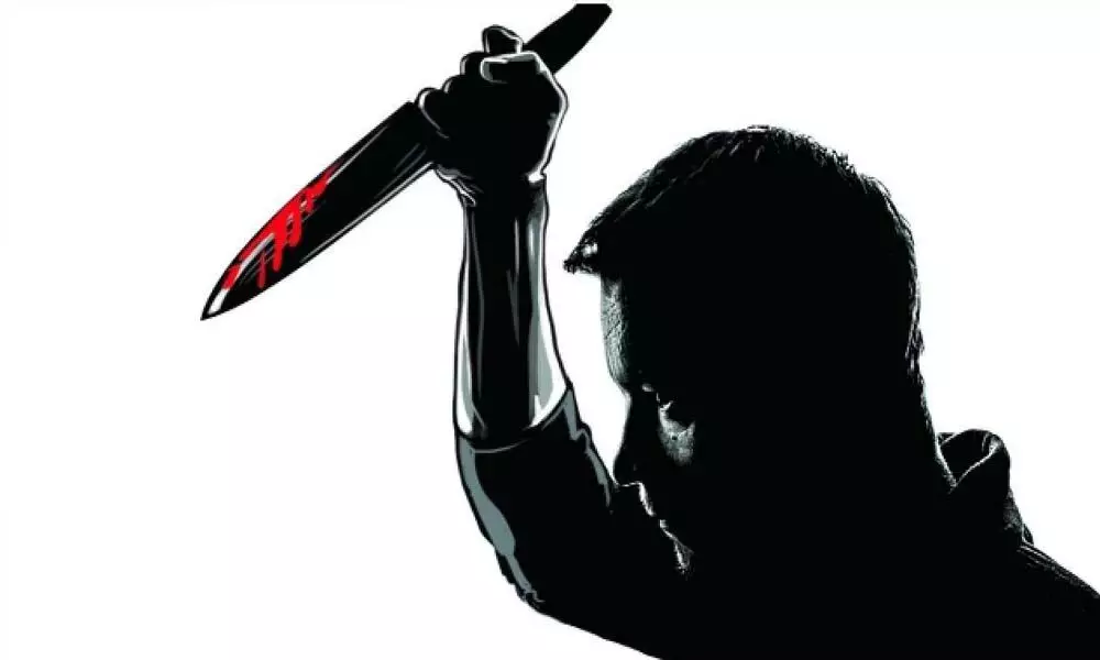 Spurned lover attacks woman with knife in Secunderabad