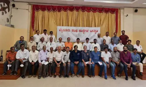 Traders urge government to withdraw order enforcing weekend curfew