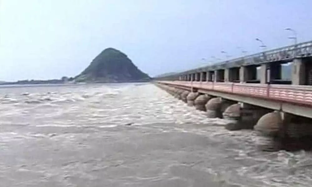 Did AP Act authorise Centre to grab rivers?