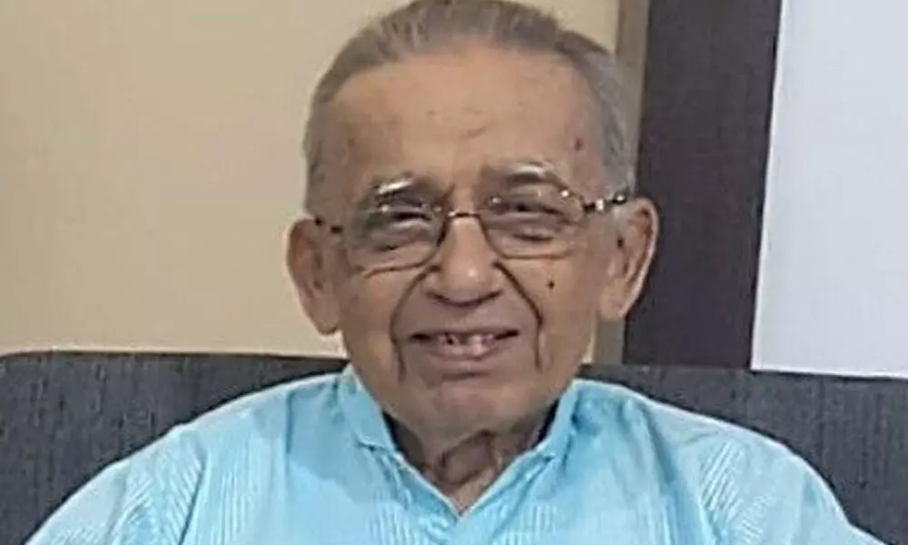 Dr Madhukar Pandit