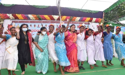 Govt striving for their development: Deputy CM Pushpasreevani