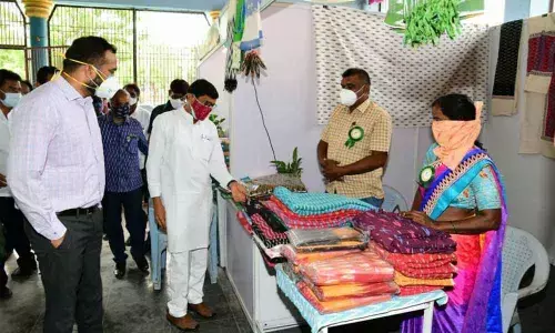 TSCAB Chairman Konduru Ravinder Rao inaugurating a two-day handlooms exhibition in Karimnagar on Tuesday