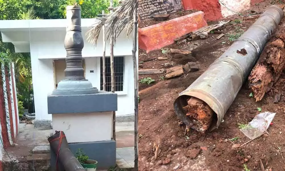 The 60-year-old dwajastambham at Sitarama Swamy temple, run by Simhachalam Devasthanam, has collapsed on Wednesday morning