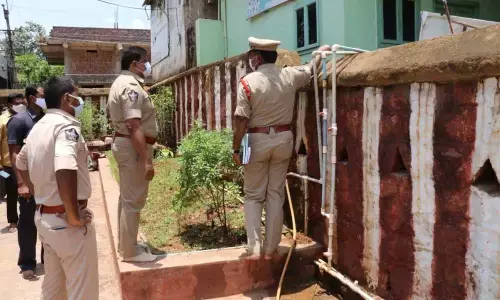 SP Ravindanath Babu inspecting Golingeswara Swamy temple at Bikkavolu  on Wednesday