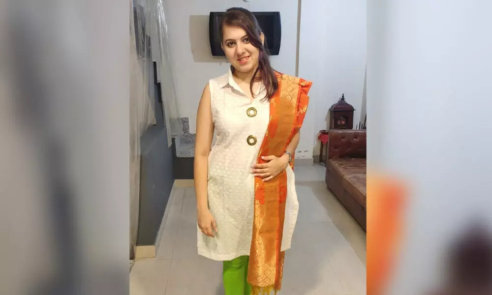 Buy BookMyCostume Tricolour Saree Indian Patriotic Independence Day for  Girls & Adults Fancy Dress Costume 7-8 years Online at Low Prices in India  - Amazon.in