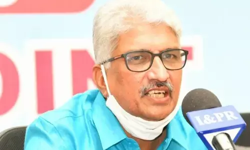 Government Media Advisor Devulapalli Amar addressing the media persons in Vijayawada on Friday