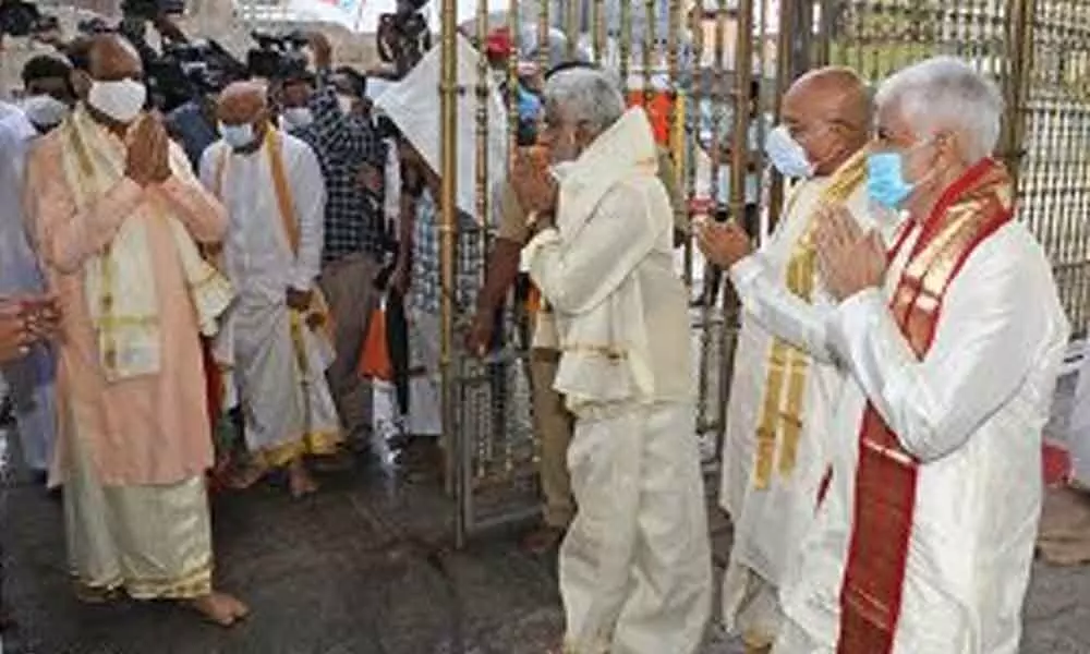 Lok Sabha speaker Om Birla prayed to Lord Balaji to shower his blessings