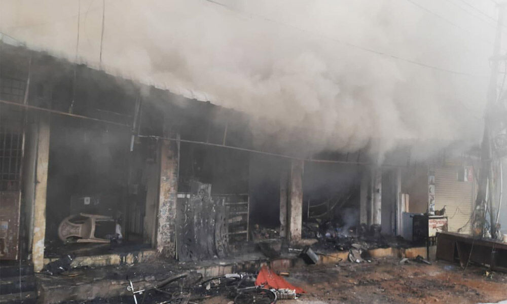Hyderabad Major fire in electrical shop, none hurt
