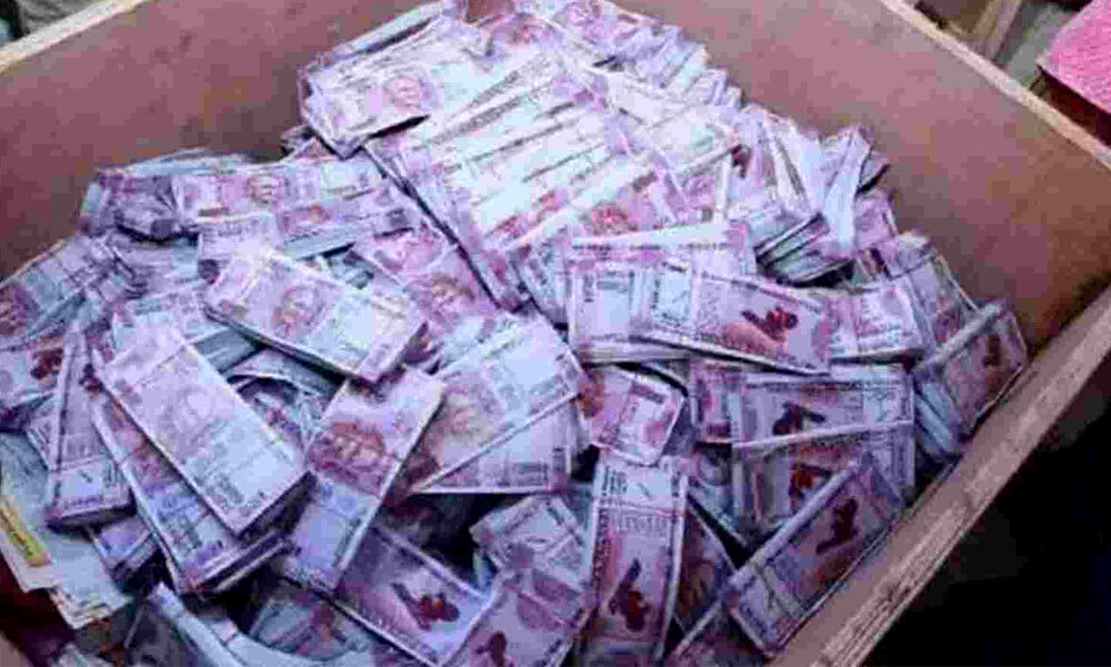 Hyderabad police busts fake currency printing gang, Rs 16 lakh seized