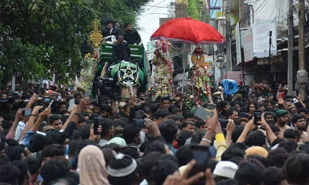 Hyderabad City observes ‘Youm-e-Ashura’ with solemnity