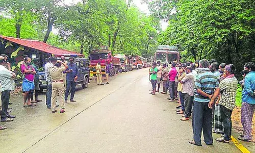 Hundreds of heavy lorries stranded in Hassan district