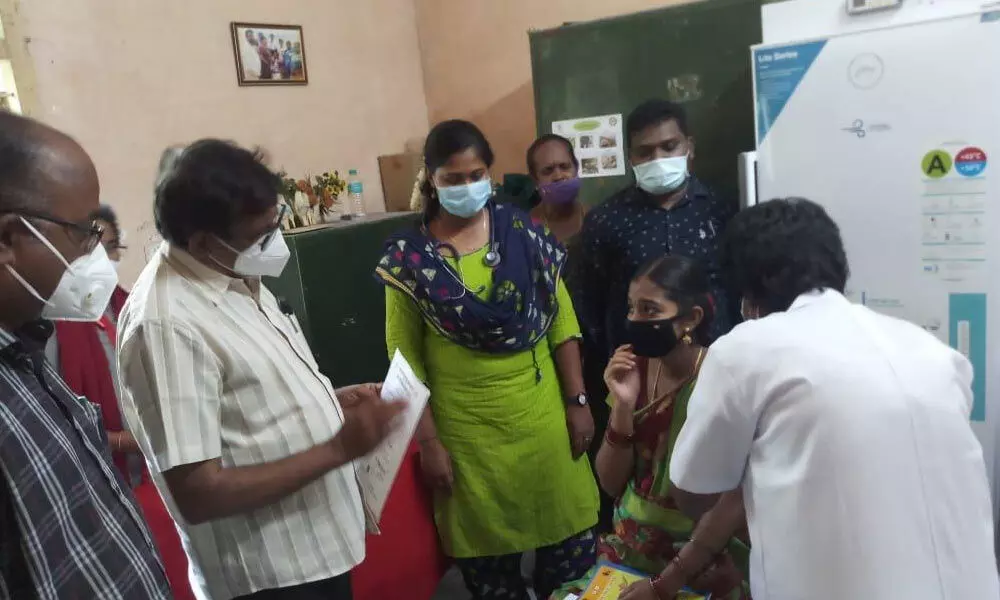 DIO Dr C Hanumantha Rao monitoring vaccination programme at Gudipala PHC.  (File photo)