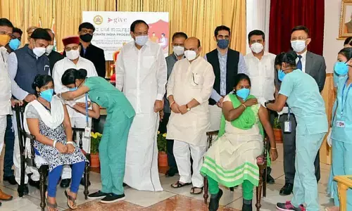 Covid-19 vaccine doses