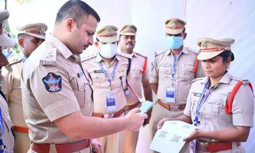 Krishna district SP Siddharth Kaushal taking part in a workshop on cybercrimes in Machilipatnam on Tuesday