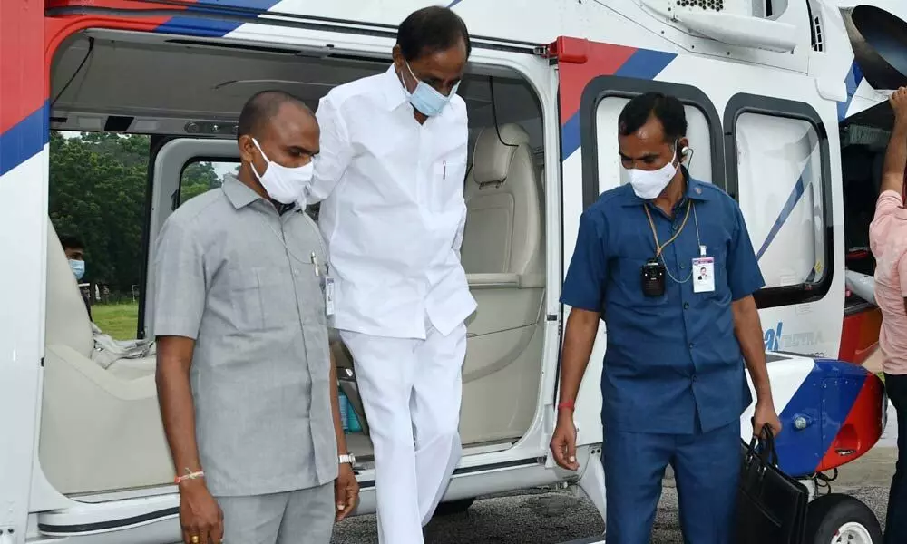 Chief Minister K Chandrashekar Rao arrives in Hanmakonda to attend a wedding. He will proceed to Karimangar for a night halt. The CM will hold an ideation session on Dalit Bandhu in Karimangar on Friday