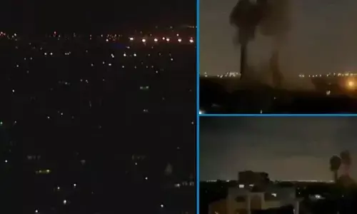 Twin suicide attacks outside Kabul airport leave many dead