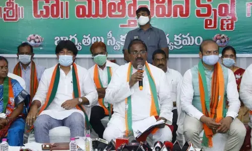 BJP State president Somu Veerraju addressing the media in Kakinada on Saturday