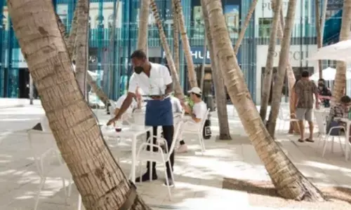 Global Covid caseload tops 372.1 million