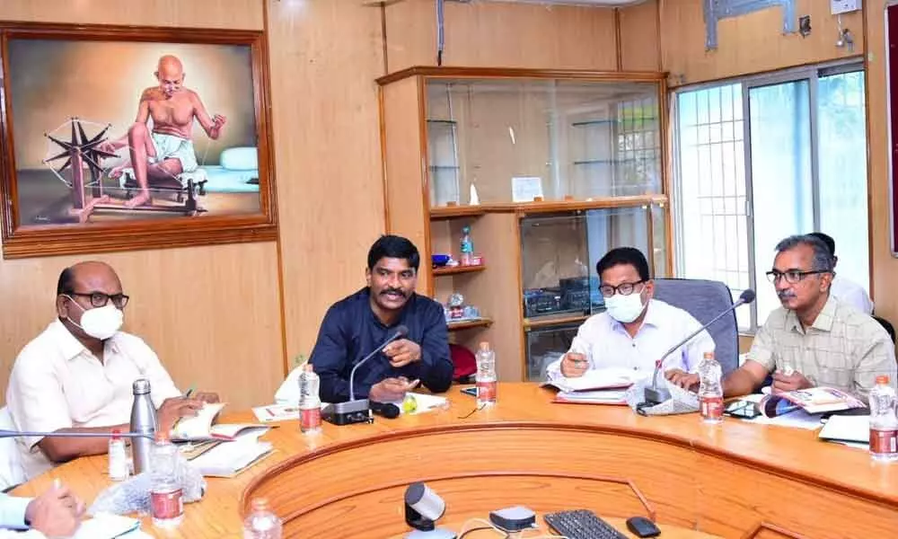 MP Talari Rangaiah addressing at the food advisory meeting at the DWAMA Conference Hall in Anantapur on Monday. Joint Collector Gangadhar Goud and DRDO Food Scientists D P Chouhan, Anand and Rudra Goud are also seen