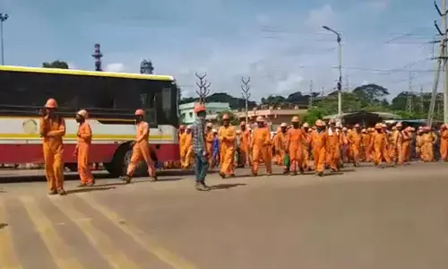 Workers at HPCL scurry as gas leak triggers panic in Visakhapatnam