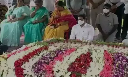 YS Jagan pays tribute to YSR on 12th death anniversary in Idupulapaya