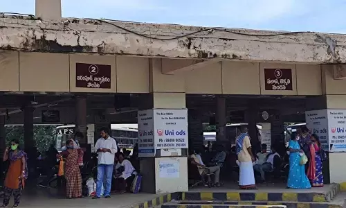 APSRTC complex building damaged