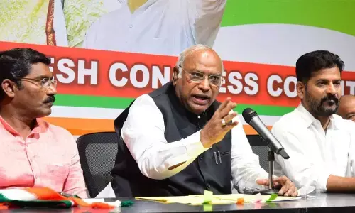 Mallikarjuna Kharge livid at PM Modi for selling national assets