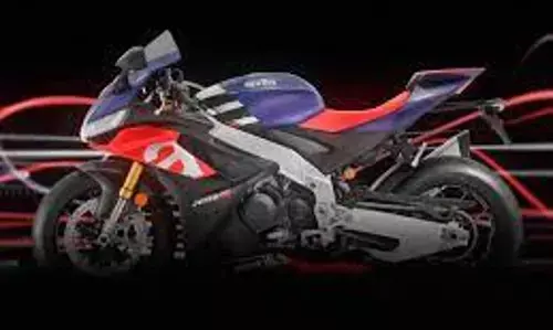 Piaggio has launched the 2021 RSV4 and Tuono 1100 in India