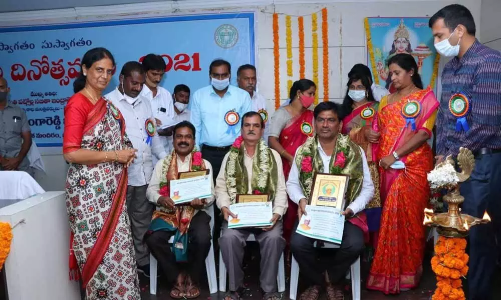 Education Minister Sabitha Indra Reddy felicitating best teachers at Ranga Reddy district ZP conference hall on Sunday