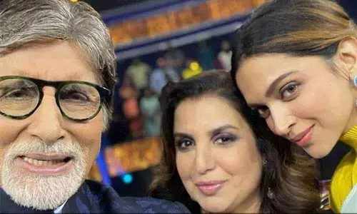Farah Khan shares selfie with Big B, Deepika