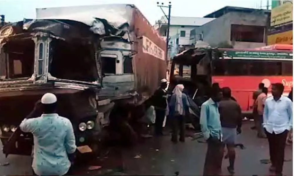 20 injured as TSRTC bus rams into container in Siddipet