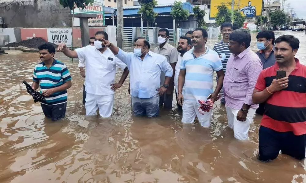 Minister Gangula Kamalakar visited several flood affected areas in Karimnagar on Tuesday