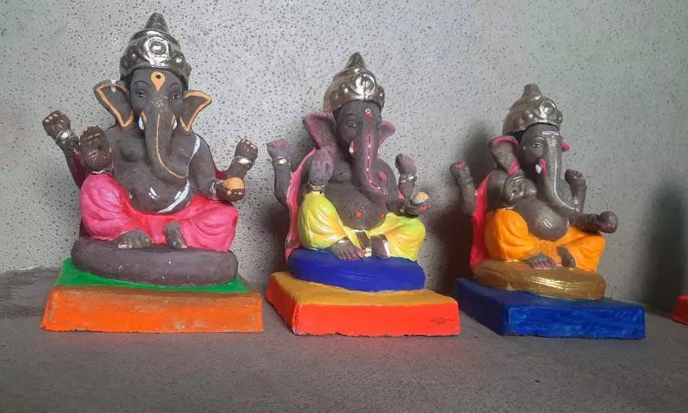 Eco-friendly cow dung Ganesh idols are here!