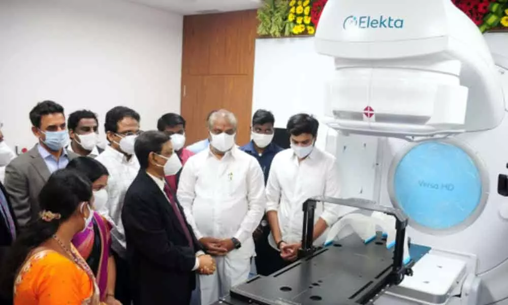 Health Minister Alla Kali Krishna Srinivas at HCG Cancer Centre in Vijayawada on Wednesday