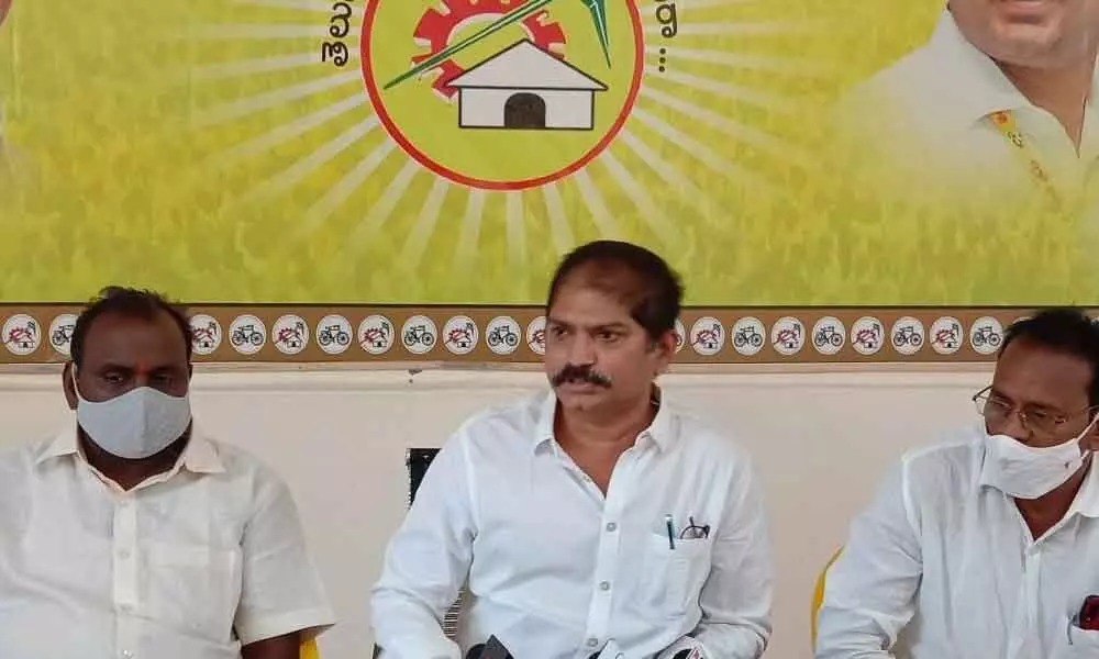 TDP leader Dr Jagabattina Sivaprasad addressing in Ongole on Wednesday