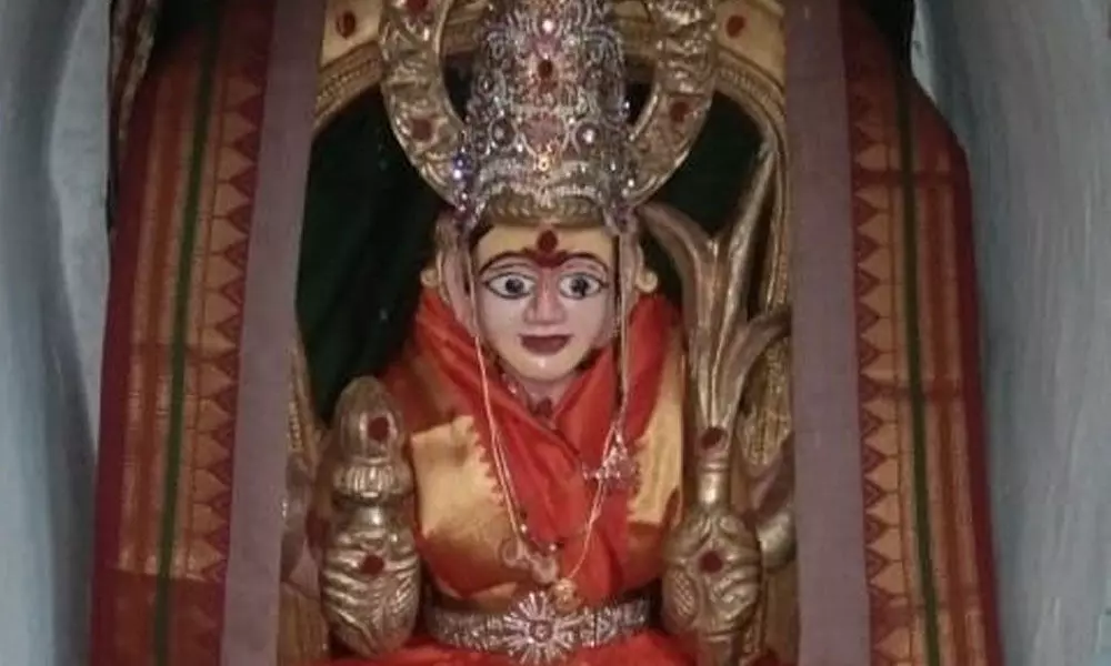 Meenakshi Agasteshwara temple of Wadapally