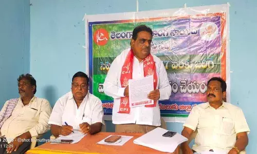 CPI State secretariat member Thakkallapally Srinivas Rao speaking at a meeting in Mulugu on Saturday