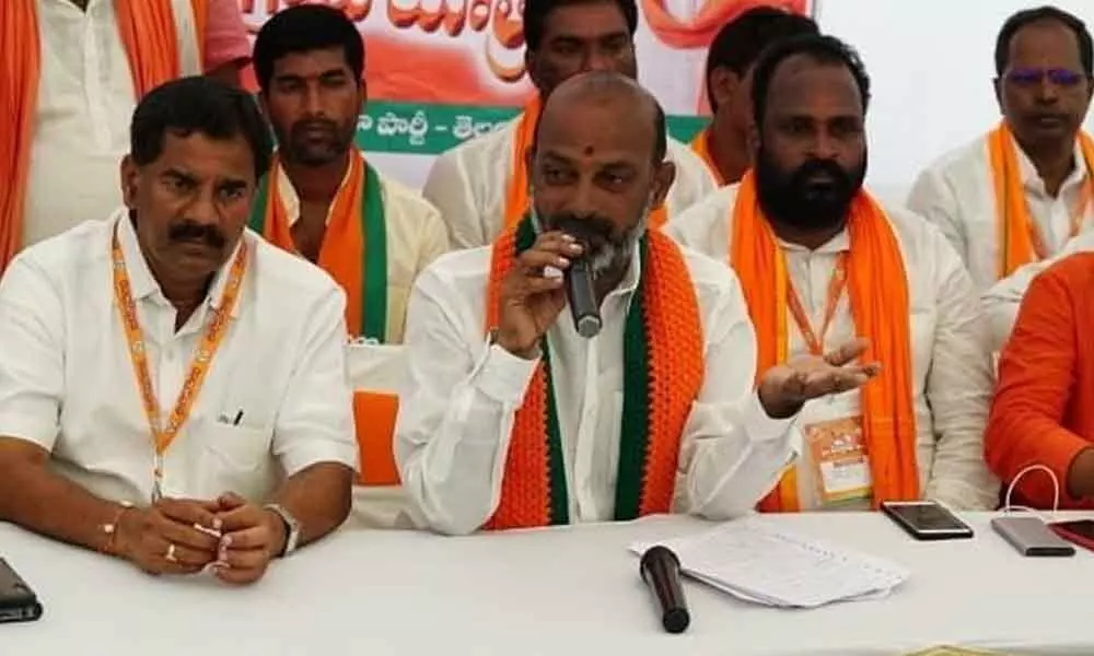 Sanjay flays the TRS government for failure to implement ‘Fasal Bima Yojana’ in Telangana