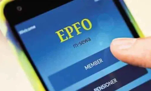 EPFO urges members to link Aadhaar; extends date