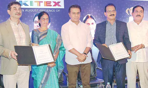 IT Minister  K T Rama Rao, Education Minister Sabitha Indra Reddy,  Panchayat Raj Minister E Dayakar Rao, Kitex MD Sabu M Jacob and Principal Secretary