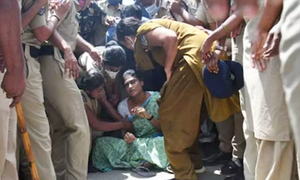 Hyderabad: Police detain YS Sharmila for staging hunger strike