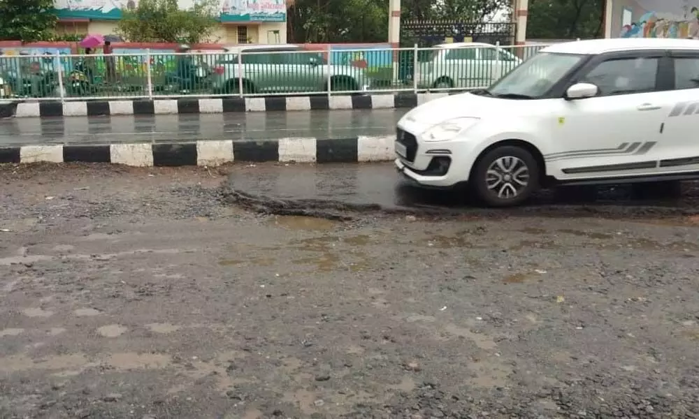 Bus Rapid Transit System road at Gopalapatnam in a poor condition in Visakhapatnam