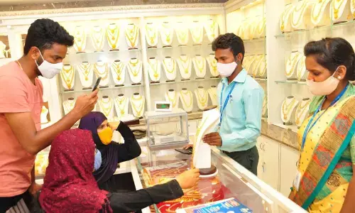 Gold jewellery at doorstep!