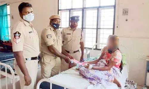 Disha app comes to rescue of woman with labour pains in Chirala