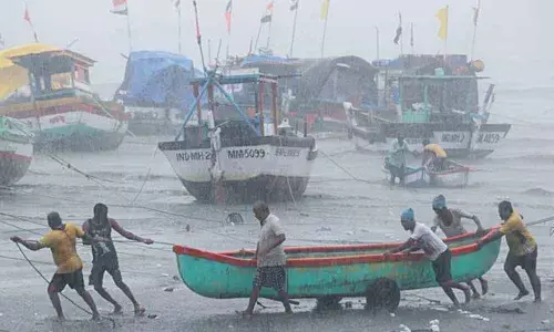 IN ships and aircraft gears up for rescue operations as Gulab cyclone ( File Pic)