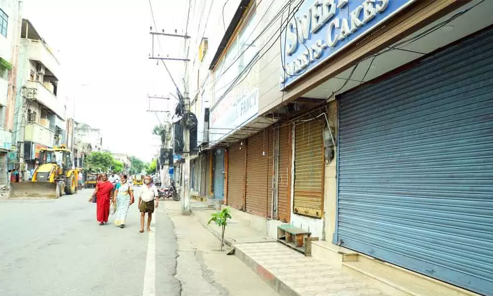 Shops closed as part of Bharat Bandh in Gandhi Road in Tirupati on Monday