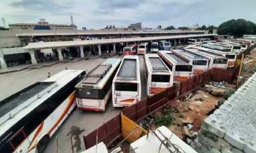 Andhra Pradesh observes Bharat Bandh, all establishments remains shut